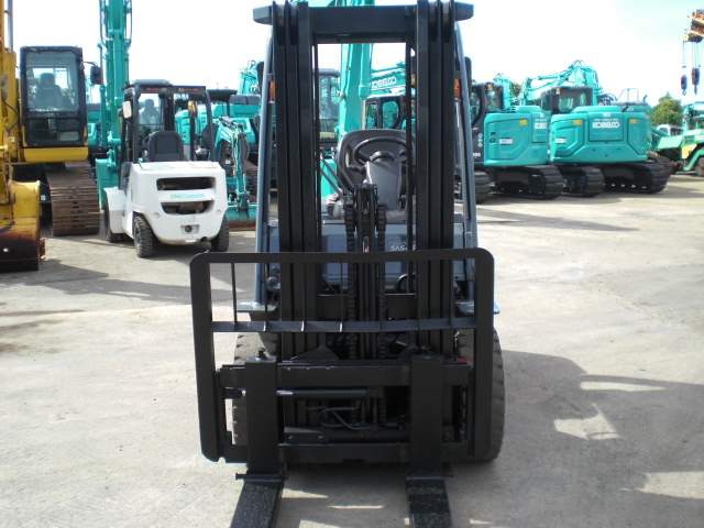 02-8FD25 02.JPG